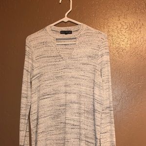 Women’s 💁🏻‍♀️Black/white/grey long sleeve shirt